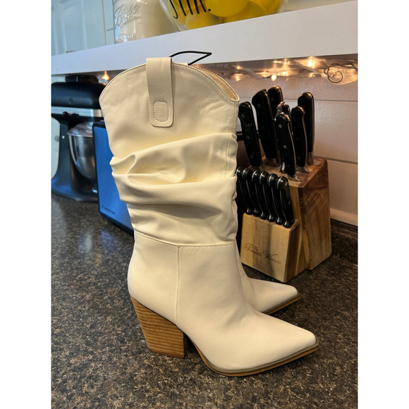 New Altar’d State Slouchy Lauren White Cowboy Boots - Picture 3 of 10